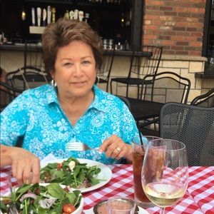 Meet your Posher, Phyllis